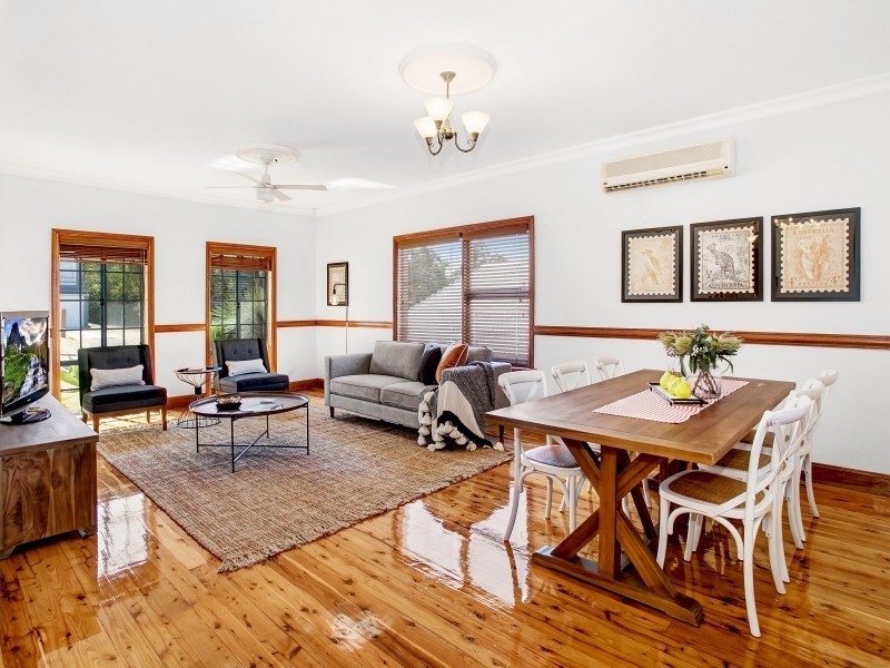 1 Karbo street, Figtree NSW 2525