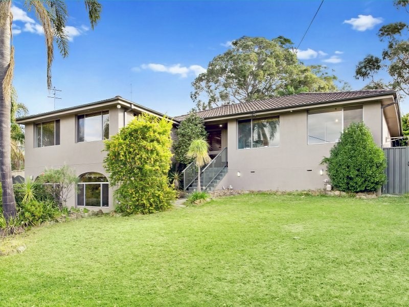 6 Loch Lomond Avenue, Farmborough Heights NSW 2526
