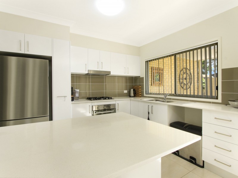 13/76 Essex Street, Berkeley NSW 2506
