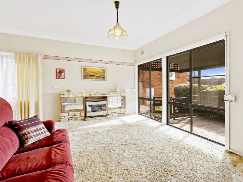 10 Karbo Street, Figtree NSW 2525