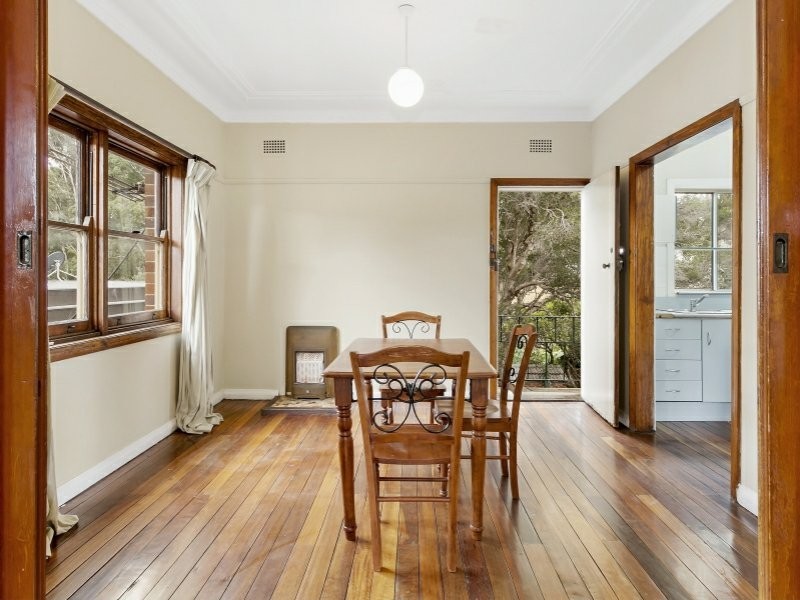 41 Woodlawn Avenue, Mangerton NSW 2500