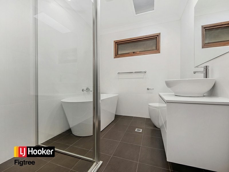 10 Belwarra Avenue, Figtree NSW 2525