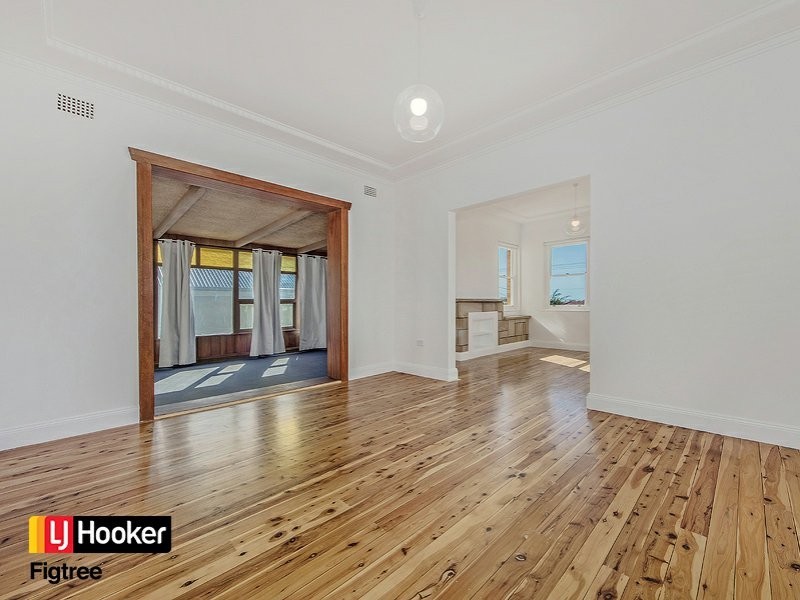 6 St George Avenue, Figtree NSW 2525