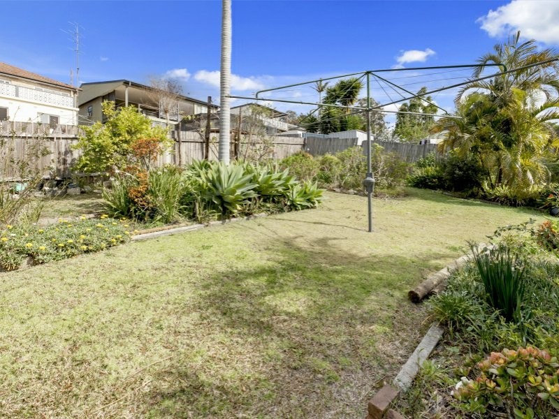 10 Karbo Street, Figtree NSW 2525