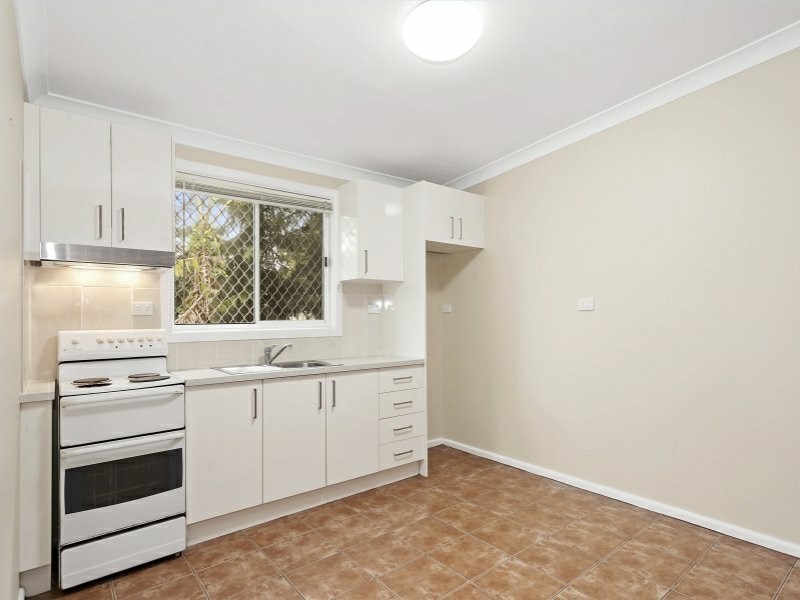 2/14 Arrow Avenue, Figtree NSW 2525
