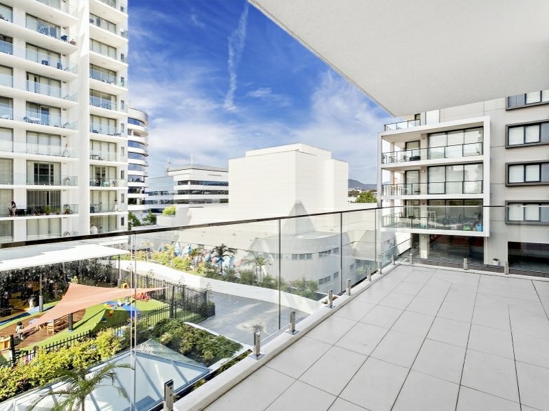 304/51 Crown Street, Wollongong NSW 2500