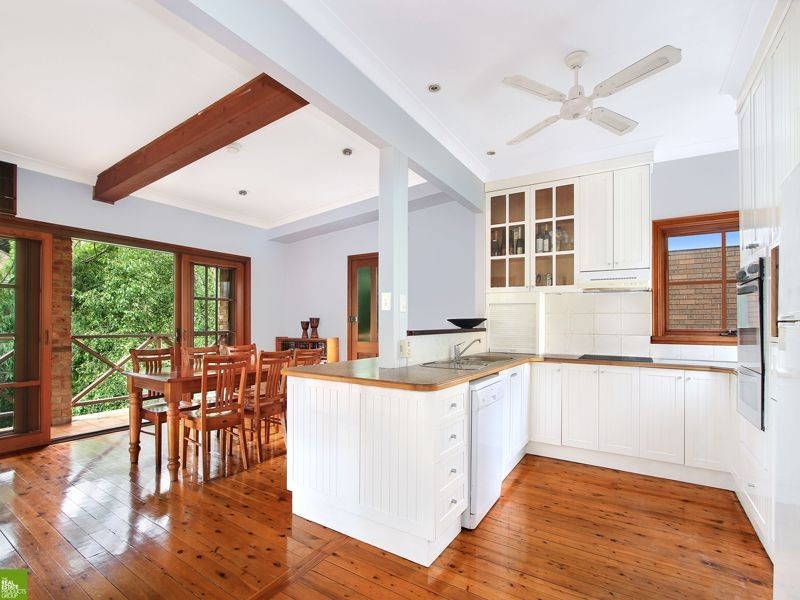 25 Stanley Avenue, Farmborough Heights NSW 2526