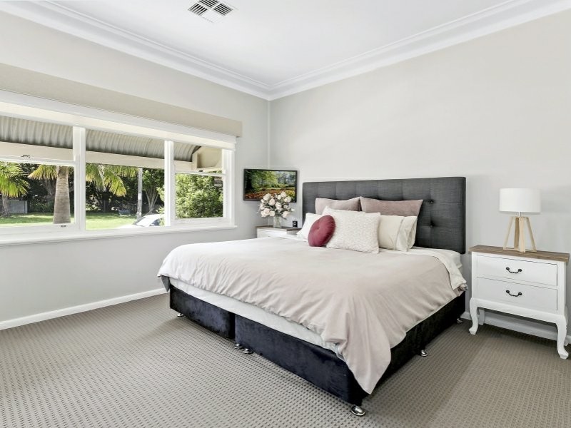 19 Arrow Avenue, Figtree NSW 2525