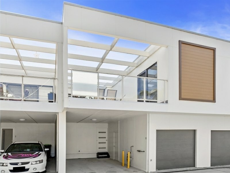 8/301 Princes Highway, Albion Park Rail NSW 2527