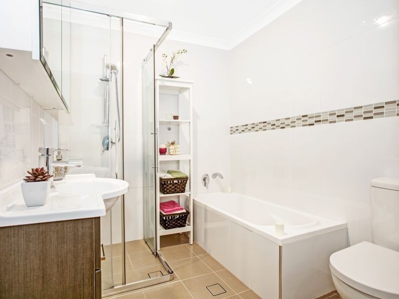 10 Stanley Avenue, Farmborough Heights NSW 2526