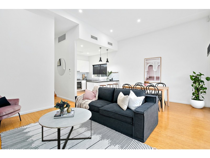 25A Lantarra Place, Figtree NSW 2525