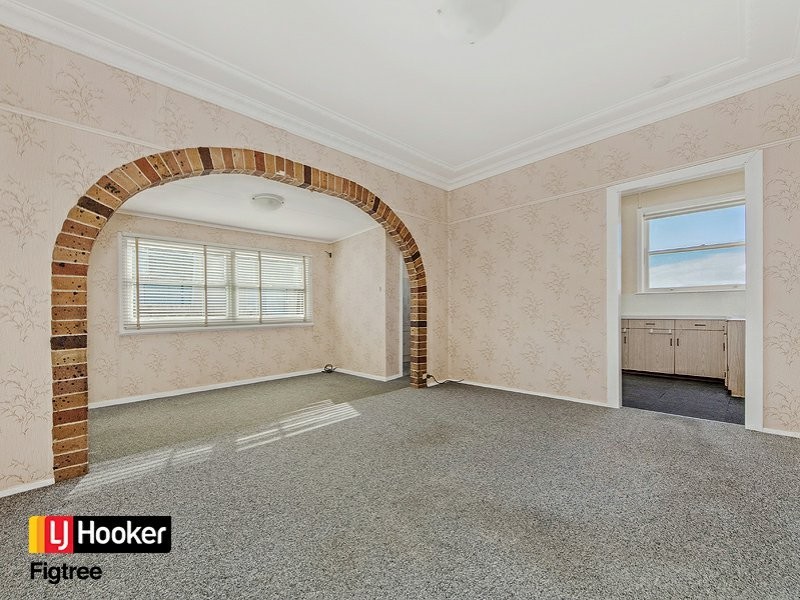 29 Lake Heights Road, Lake Heights NSW 2502