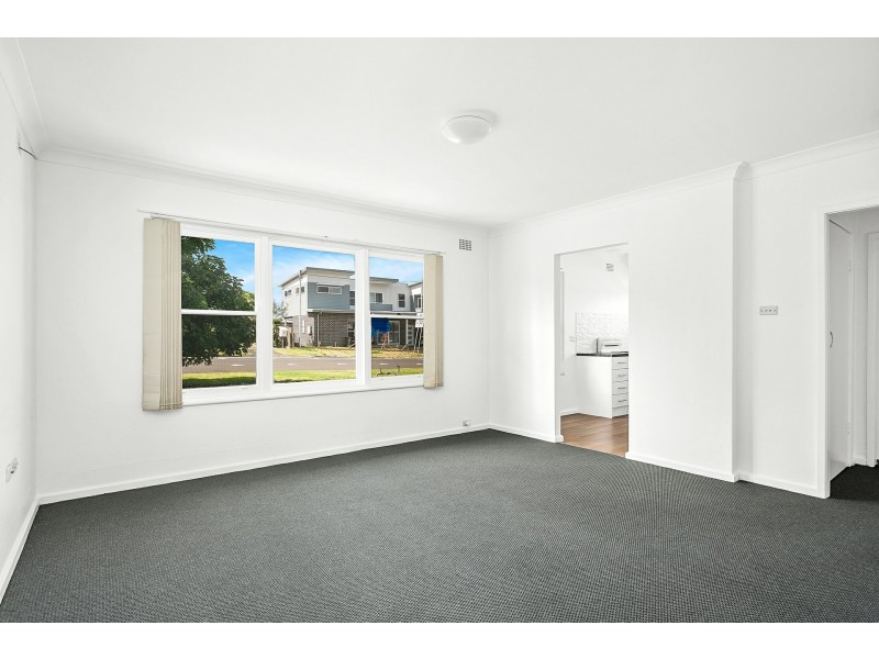 1/1 Lewis Drive, Figtree NSW 2525