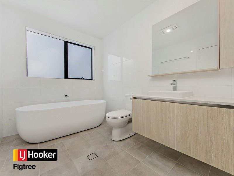 18 The Promontory Drive, Shell Cove NSW 2529