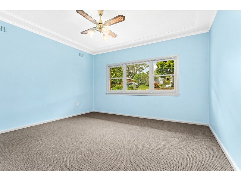16 Stillness Road, Figtree NSW 2525