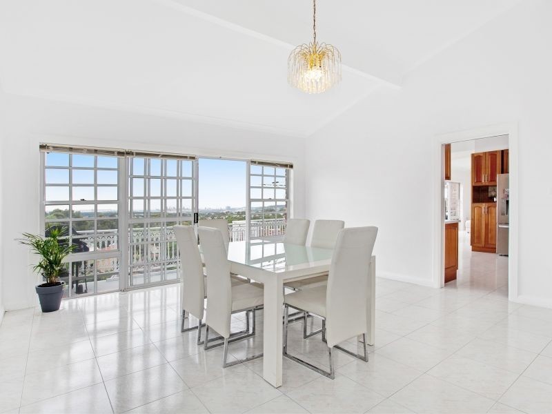 104 Derribong Drive, Cordeaux Heights NSW 2526