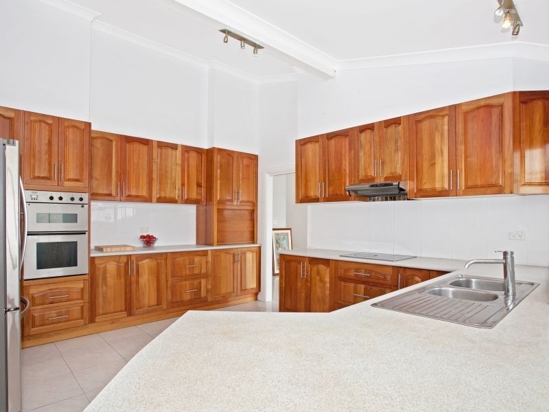 104 Derribong Drive, Cordeaux Heights NSW 2526