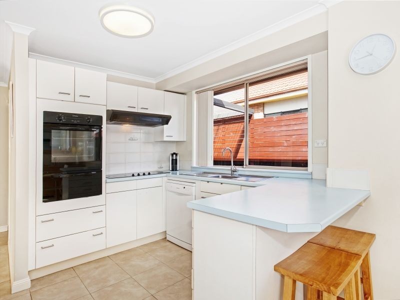 47 Sassafras Avenue, Windang NSW 2528