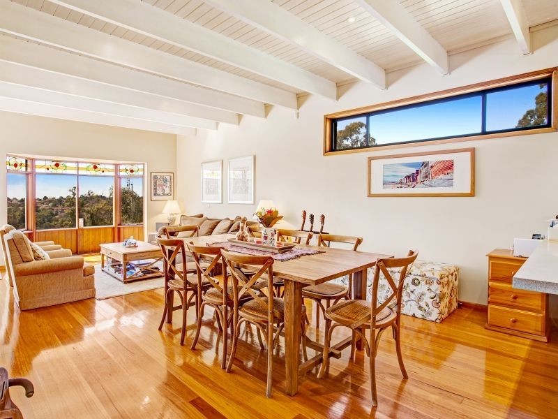 82 Bellevue Road, Figtree NSW 2525