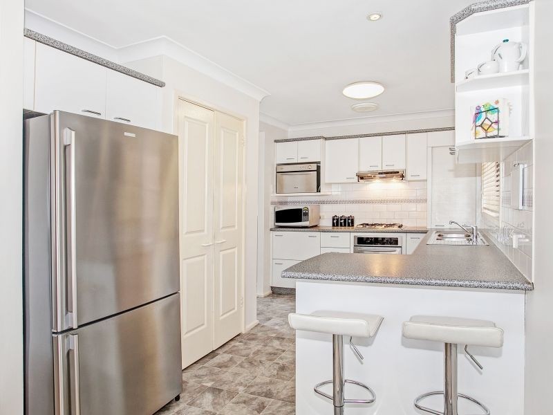 67 Fairloch Avenue, Farmborough Heights NSW 2526