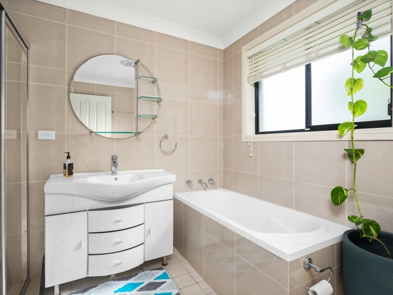 2/47 Rowland Avenue, Wollongong NSW 2500