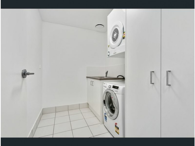 604/27 Atchison Street, Wollongong NSW 2500