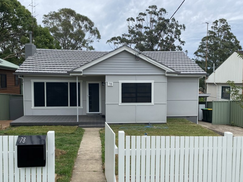 78 Farmborough Road, Unanderra NSW 2526