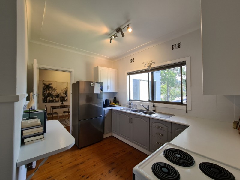 78 Farmborough Road, Unanderra NSW 2526