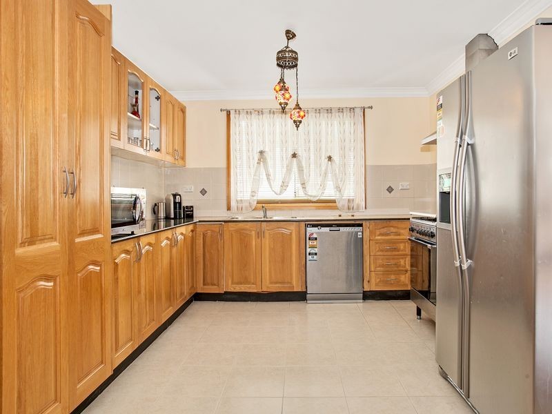 14 William Street, Figtree NSW 2525