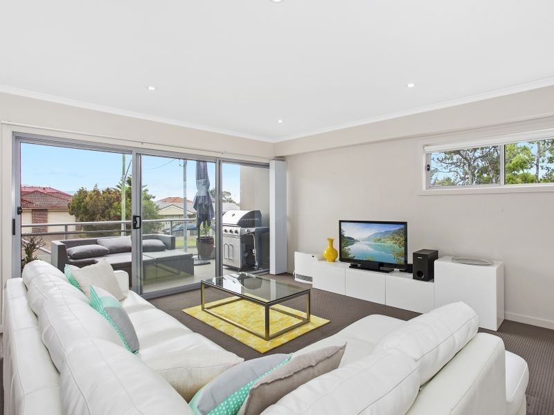 4/261 Farmborough Road, Farmborough Heights NSW 2526