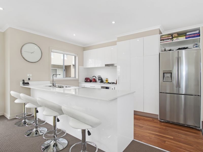 4/261 Farmborough Road, Farmborough Heights NSW 2526