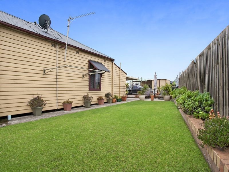 6 Hamilton Street, Dapto NSW 2530