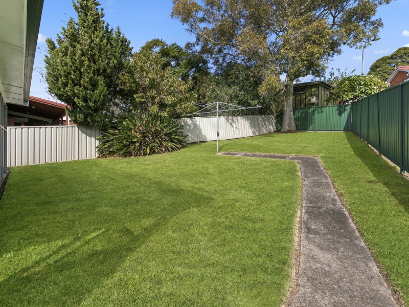 19 Rawlinson Avenue, Wollongong NSW 2500