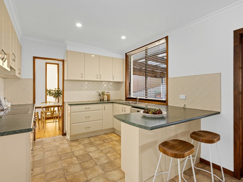 64 Hamilton Street, Fairy Meadow NSW 2519