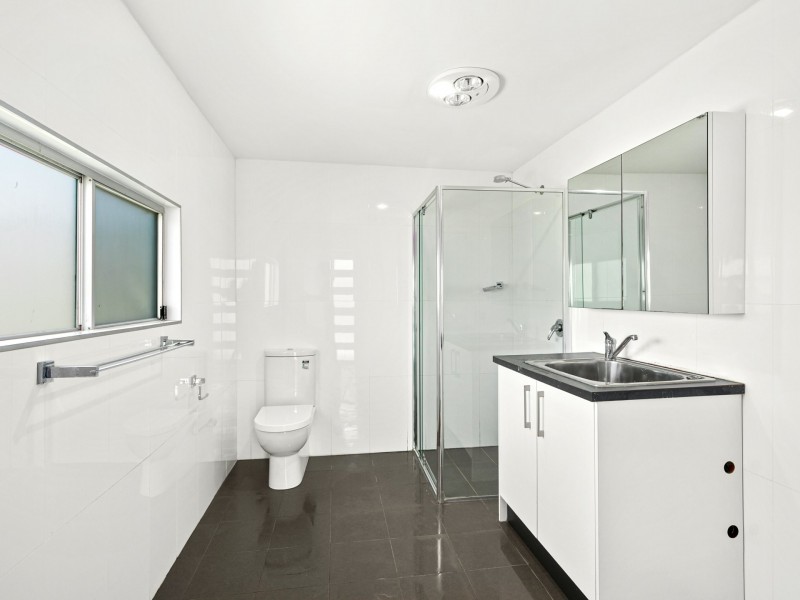 5 Illowra Crescent, Primbee NSW 2502