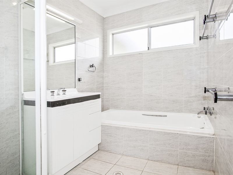 46 Yellagong Street, West Wollongong NSW 2500
