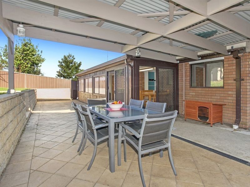 18 O’Donnell Drive, Figtree NSW 2525