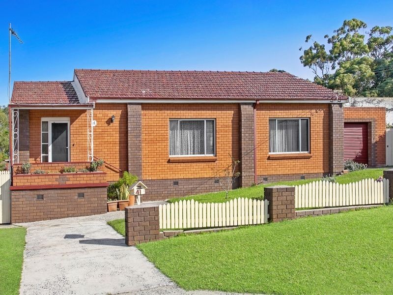 41 Thurston Crescent, Corrimal NSW 2518