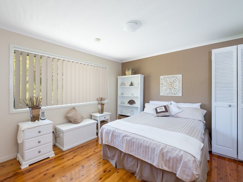 193 Waples Road, Farmborough Heights NSW 2526