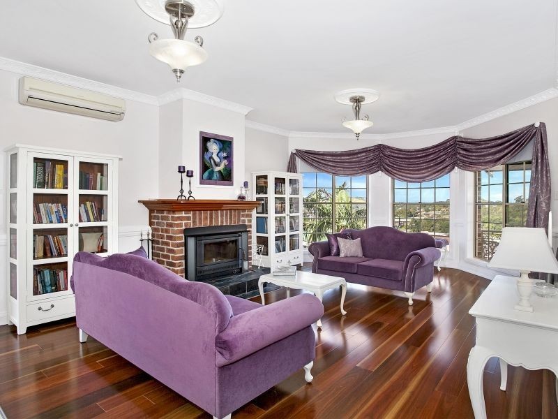 12 Lambertia Place, Cordeaux Heights NSW 2526