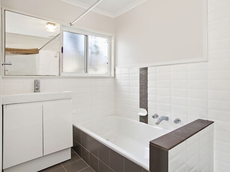 87 Koona Street, Albion Park Rail NSW 2527