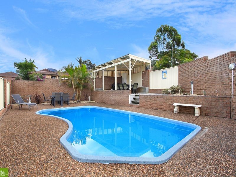 3 Erlinya Place, Cordeaux Heights NSW 2526