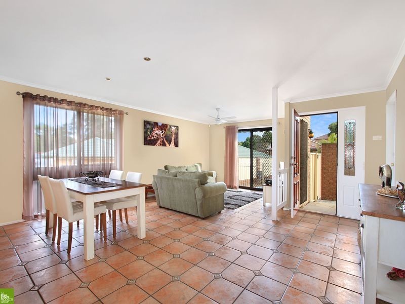 3 Erlinya Place, Cordeaux Heights NSW 2526