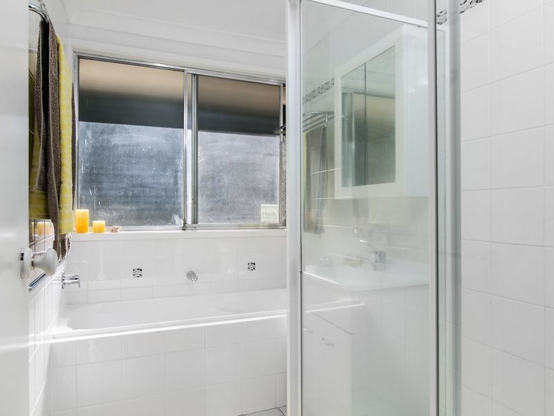 2 Medway Drive, Mount Keira NSW 2500