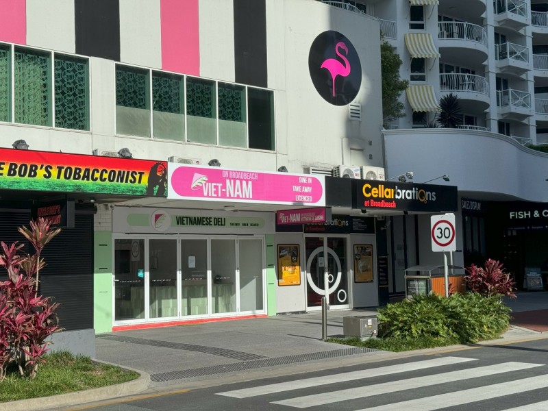 Shop 6/88 Surf Parade, Broadbeach QLD 4218