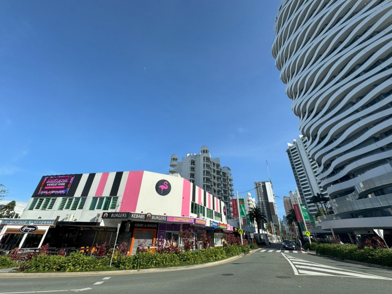 Shop 6/88 Surf Parade, Broadbeach QLD 4218