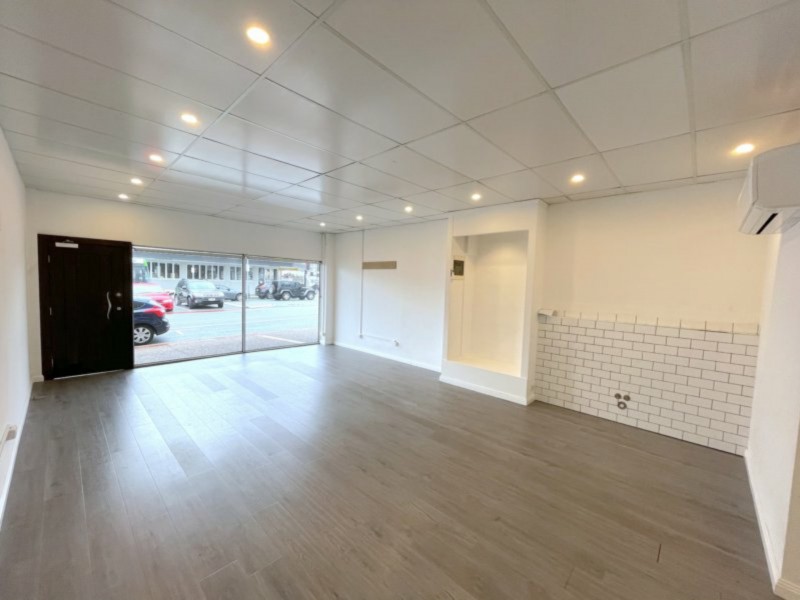 Shop 2/142 Scarborough Street, Southport QLD 4215