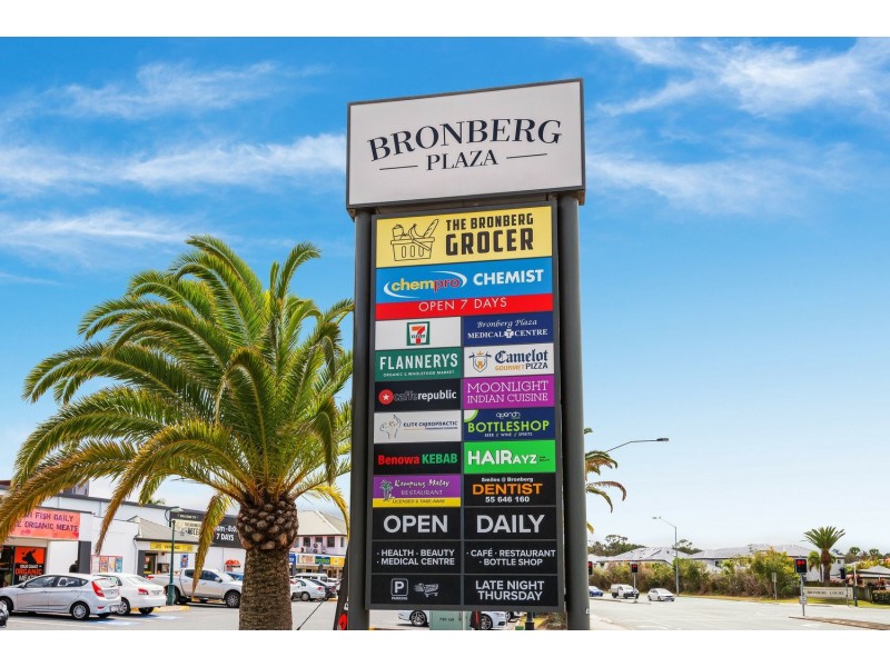 Shop 12A/138 Slatyer Avenue, Benowa QLD 4217