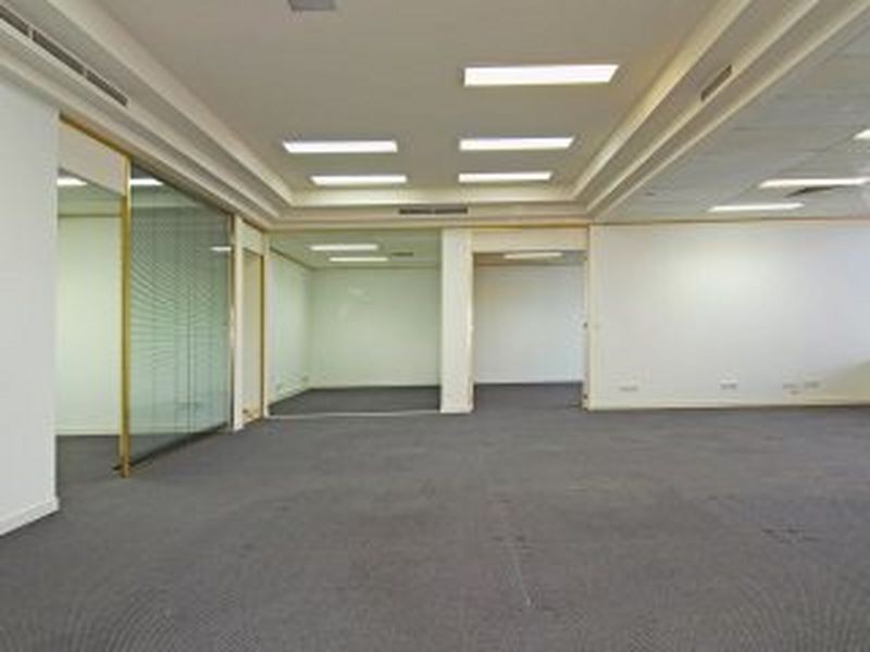 42 Bundall Road, Bundall QLD 4217