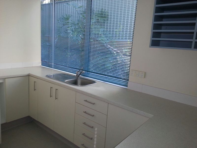 1/12 Carrara, Benowa QLD 4217